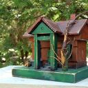 Chata Mazurska - drewniany domek dekoracyjny, ręcznie malowany