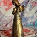 Rzeźba z gipsu Anioł Czułości w kolorze złotym - 11,6 cm