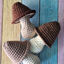 Zestaw trzech szydełkowych grzybków - brązowa jesień w wersji handmade