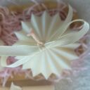 Zestaw upominkowy świec sojowych handmade na drewnianej tacce