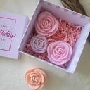 Uroczy zestaw upominkowy swiec sojowych na urodziny