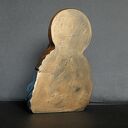 Niebiesko-czerwona rzeźba Matki Boskiej z gipsu - 15,5 cm