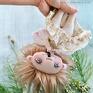 dekoracje: Aniołek e piet artystyczna lalka kolekcjonerska - ręcznie szyta i malowana do kochania pamiątka