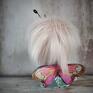 Różowy Motyl - Artystyczna lalka kolekcjonerska - dziewczynka wróżka