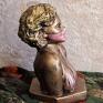 Rzeźba w maseczce wys. 9,8 cm - figurka kobiety marilyn