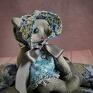 dekoracje: Pani Misiowa - artystyczna lalka kolekcjonerska z tkaniny retro