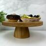 Messto made by wood na nóżce minimalistyczna dębowa na ciasta na drewniana patera z drewna