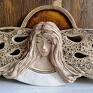 duży ceramiczny - dadilja anioł nad drzwi