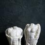 2 rzeźby białe Anioł i Anielica 8x9 cm z gipsu