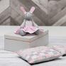 skrzyneczka dla dziecka różowe króliczek w skrzyneczce prezent chrzest królik