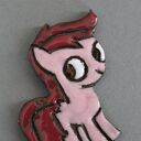 Kucyk Ponny Pinkie Pie - ceramiczna broszka