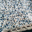 Ręcznie Robiony Kocyk z Delikatnej Włóczki Dolphin Baby - Miękkość i Komfort dla Twojego Maluszka