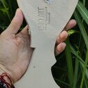 Kobaltowy aniołek na chrzest - ceramiczna pamiątka i prezent dla dziecka (24 cm)