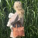 Damska mała Shopperka jasno - brązowa ze skóry Crazy Horse