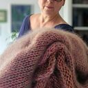 Ręcznie robiona chusta Print na drutach (ok. 180 cm) - miękka, lekka i puszysta