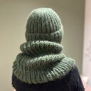 Komplet wełniany: czapka beanie, komin-tuba i mitenki w leśnej zieleni