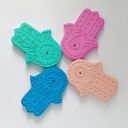 Podstawka pod kadzidło i świecę ręka Hamsa - dekoracja handmade z gipsu polimerowego