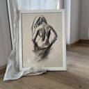 Lady 30x40 - obraz z rysunkiem węglem przedstawiający kobiecą postać