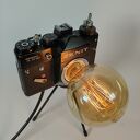 Lampka z aparatu fotograficznego - retro dekoracja i prezent dla fotografki