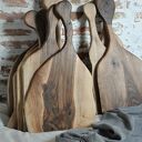 Orzechowa duża deska kuchenna do serwowania - naturalna elegancja