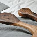Orzechowa duża deska kuchenna do serwowania - naturalna elegancja