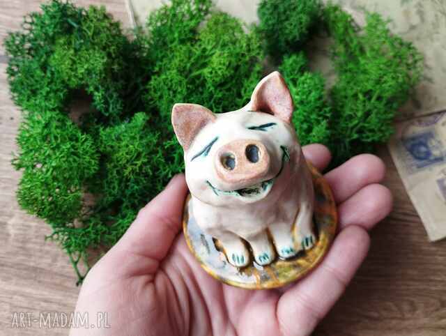 Świnka przycisk do papieru