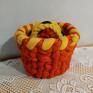 grube sploty - ozdoba wielkanocna robiony na drutach koszyk na święconkę