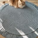 Sznurkowy dywan z frędzlami