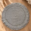 Szary okrągły dywan boho z frędzlami 110 cm - ręcznie szydełkowany