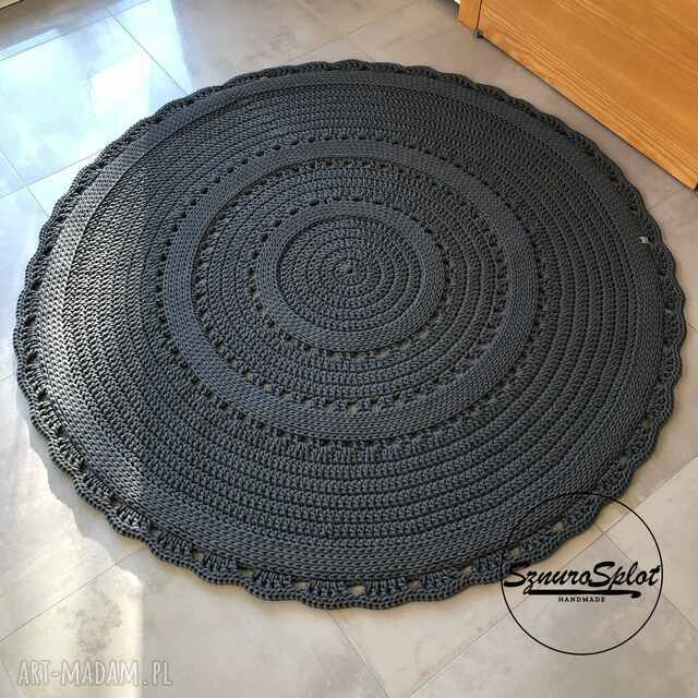 Okrągły dywan ze sznurka o średnicy 150 cm