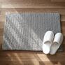Sznurkowy dywanik - chodniczek do łazienki