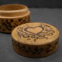 Drewniane pudełko na pierścionek z ręcznie wypalanym wzorem - serce -prezent - handmade, na biżuterię