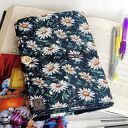 Wodoodporne etui na książkę/notes: stokrotki