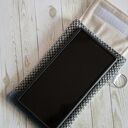 Etui na telefon z haftem słonika - na szczęście