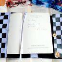 Wodoodporne etui na książkę w szachownicę