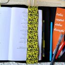 Wodoodporne etui na książkę/notes: żółte wzory