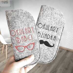 Etui okulary babci filcowe haft babcia kolor haftu czerwony