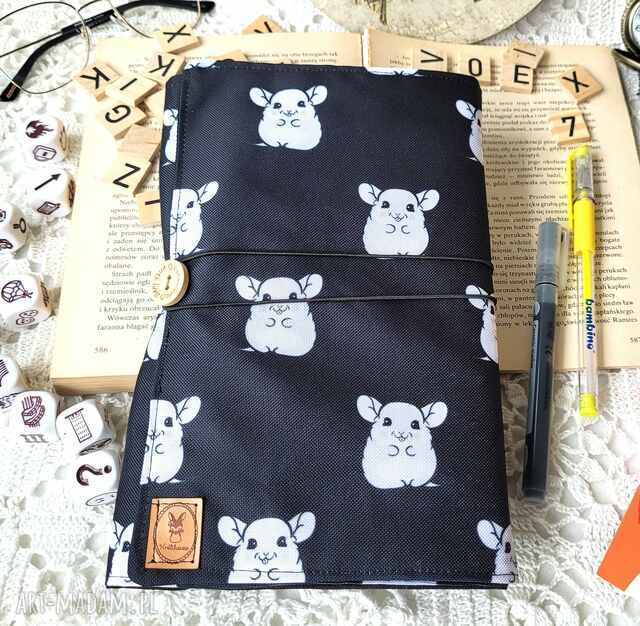 Wodoodporne etui na książkę/notes: szynszyle