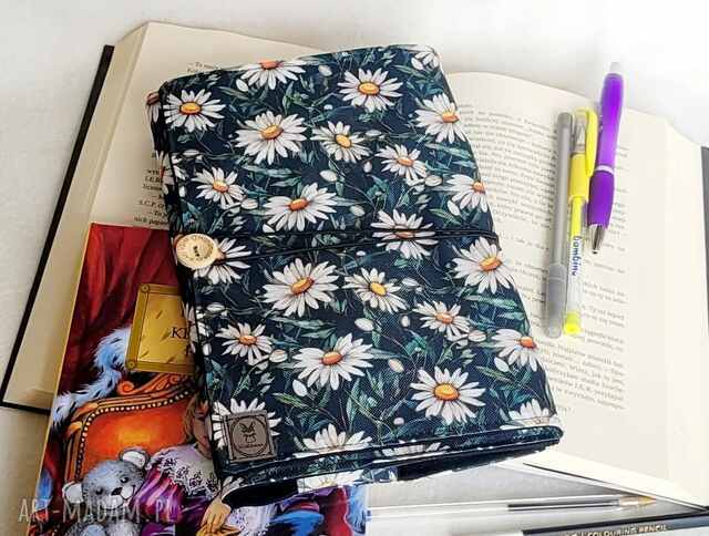 Wodoodporne etui na książkę/notes: stokrotki