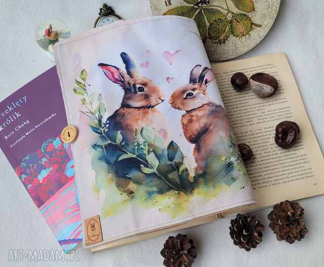 Wodoodporne etui na książkę/notes: zakochane króliki