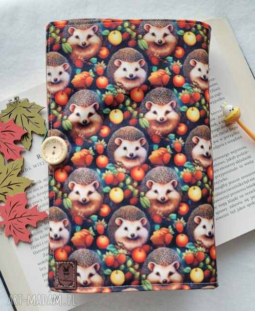Wodoodporne etui na książkę/notes: jeżyki