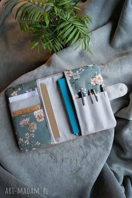 pomarańczowy pikowany organizer