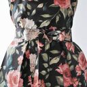 Fartuch sukienkowy w herbaciane róże