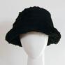 buckethat kapelusz typu bucket hat w wersji zimowej. kolor czarny czapeczka