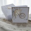Kartka na Pierwszą Komunię Świętą w formie księgi 3D - personalizowana pamiątka