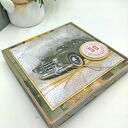 Kartka na 50. urodziny dla mężczyzny retro z pudełkiem (sztalugowa, handmade)