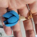 Klipsy boho z kolorowymi piórami i kwiatami - handmade