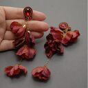 Bordowe klipsy sutasz z kwiatkami - handmade