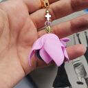 Klipsy sztucznym wdziękiem epatuje gdy klaczkę młodą lonżuje, polecam