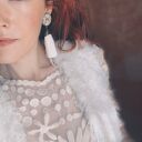 Klipsy Berna z chwostami boho w odcieniu ecru - biżuteria ślubna
